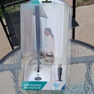 Logitech USB Desktop Microphone Model-980186-0403 New Factory Sealed